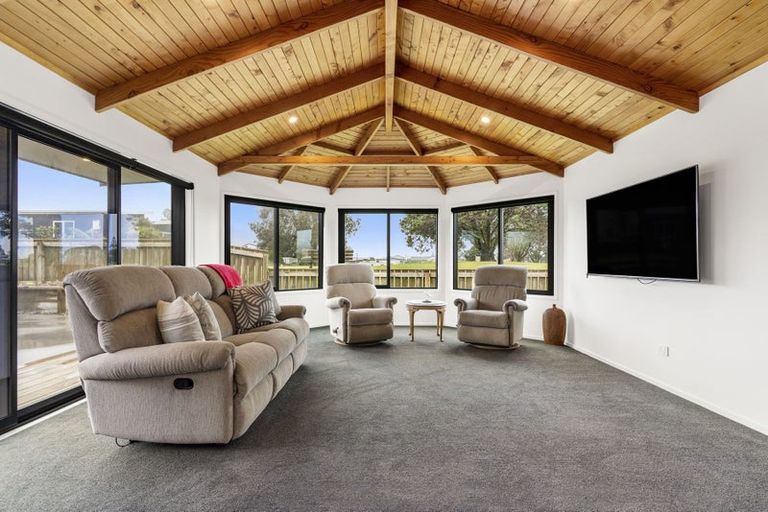 Photo of property in 100b Kiwi Road, Whangamata, 3620