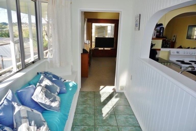 Photo of property in 103 Cable Bay Block Road, Cable Bay, 0420