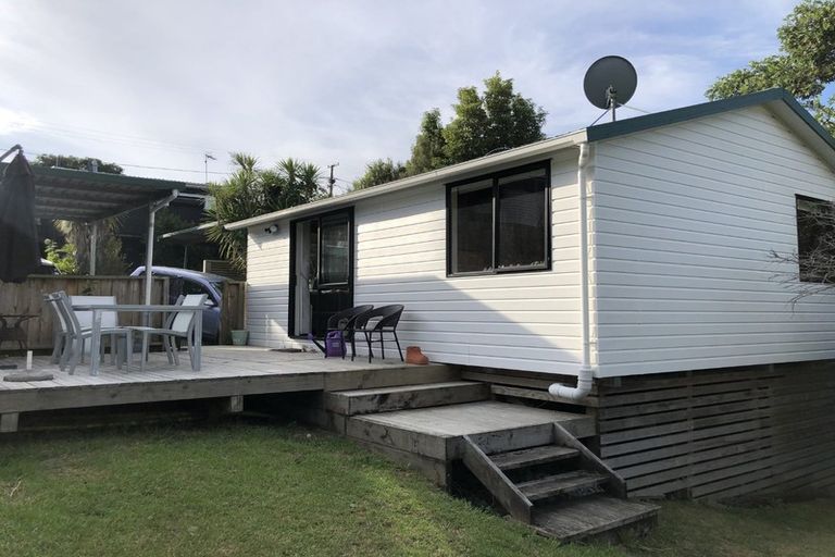 Photo of property in 42a Matipo Road, Mairangi Bay, Auckland, 0630