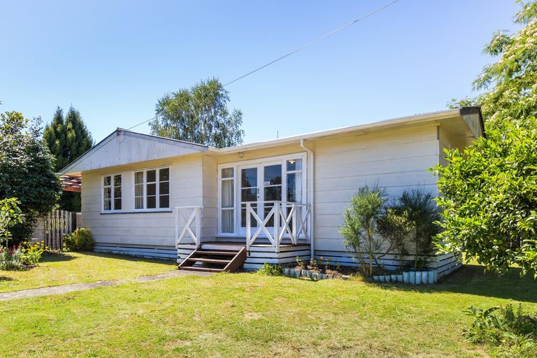 Photo of property in 13 Korari Crescent, Mangakino, 3421