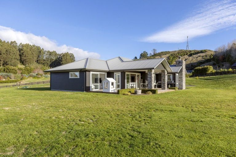Photo of property in 7 Lochinvar Lane, Acacia Bay, Taupo, 3385