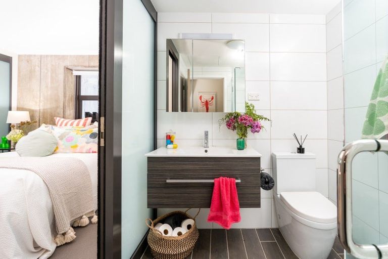 Photo of property in Frame Apartments, 601/111 Molesworth Street, Thorndon, Wellington, 6011