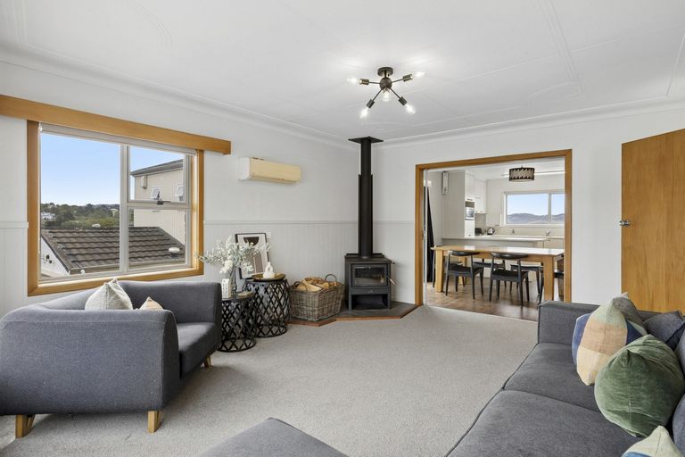 Photo of property in 2 Mccrea Street, Mornington, Dunedin, 9011