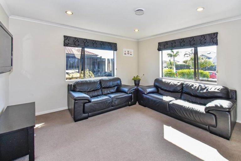 Photo of property in 41 Capriana Drive, Karaka, Papakura, 2113