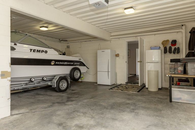 Photo of property in 13 Boundary Road, Waipahihi, Taupo, 3330