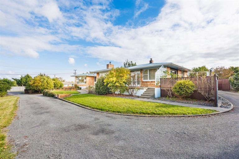 Photo of property in 197 Bridge Street, Bulls, 4818