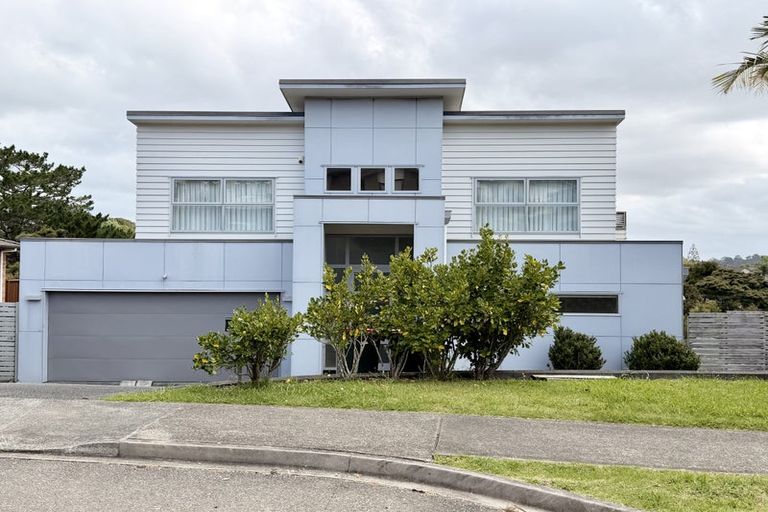 Photo of property in 70 Laurel Oak Drive, Schnapper Rock, Auckland, 0632