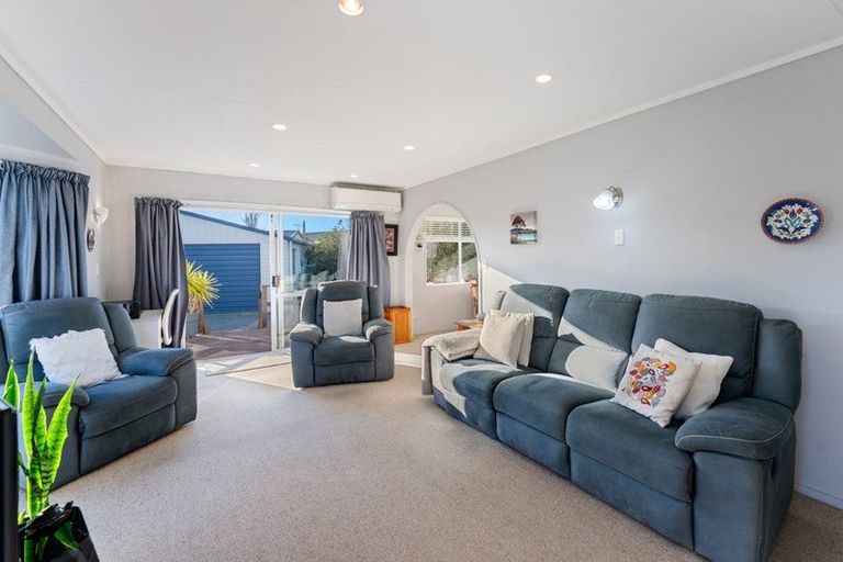 Photo of property in 111 Makarini Street, Paraparaumu, 5032