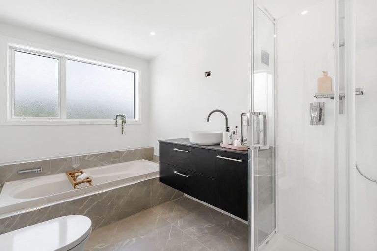 Photo of property in 91 Karepa Street, Brooklyn, Wellington, 6021