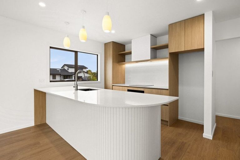 Photo of property in 102 Auckland Road, Greenmeadows, Napier, 4112