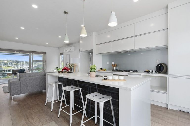 Photo of property in 3 Kaipuke Crescent, Gulf Harbour, Whangaparaoa, 0930