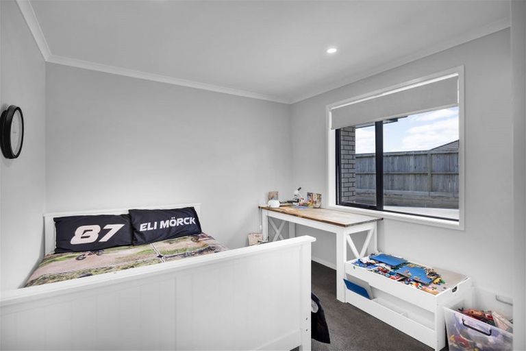 Photo of property in 8 The Terrace, Bell Block, New Plymouth, 4312