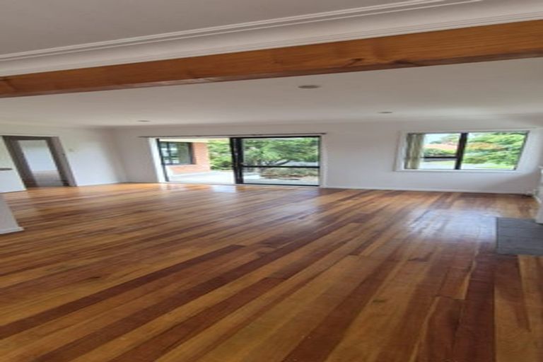 Photo of property in 3 Owens Road, Waiuku, 2123