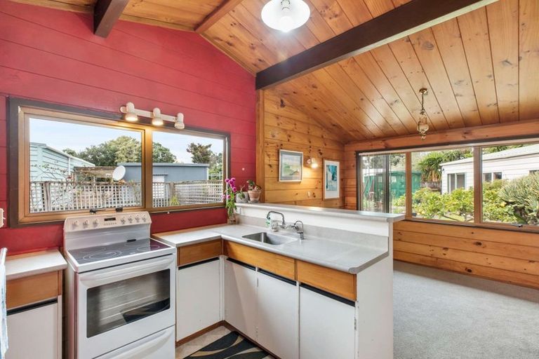 Photo of property in 1 James Bright Lane, Waiuku, 2123