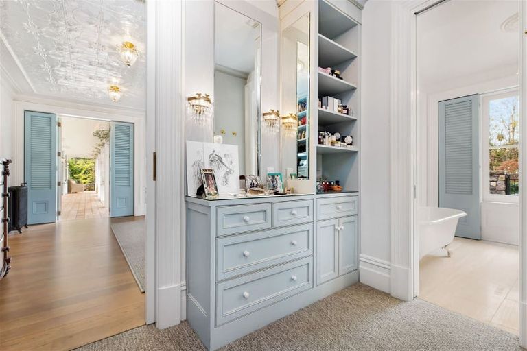 Photo of property in 8 Wood Lane, Fendalton, Christchurch, 8014