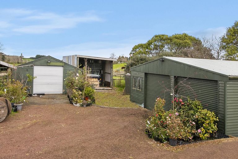 Photo of property in 102a Morley Road, Waiuku, 2681