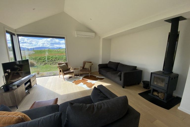 Photo of property in 2 Mckenzies Shute, Jacks Point, Queenstown, 9371