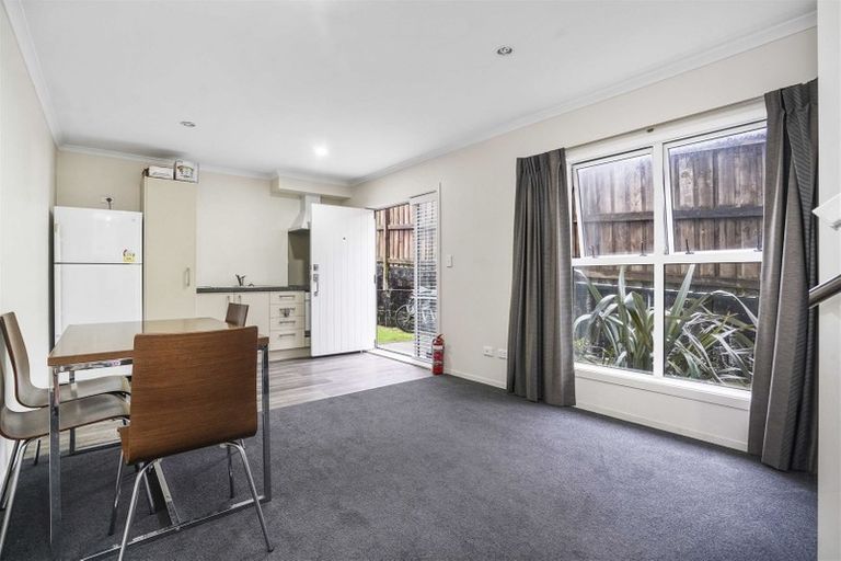 Photo of property in 3u5 Somerset Street, Frankton, Hamilton, 3204