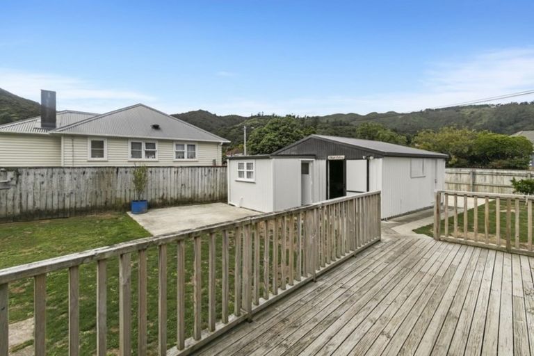 Photo of property in 101 Kowhai Street, Naenae, Lower Hutt, 5011