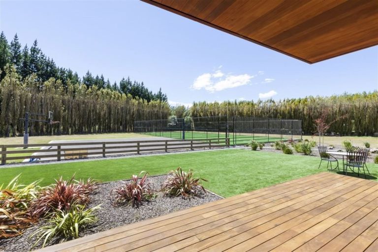 Photo of property in 360 Johns Road, Northwood, Christchurch, 8051