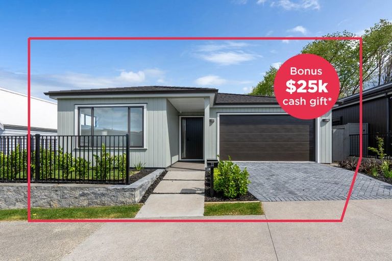 Photo of property in 32 Oyster Drive, Whenuapai, Auckland, 0618