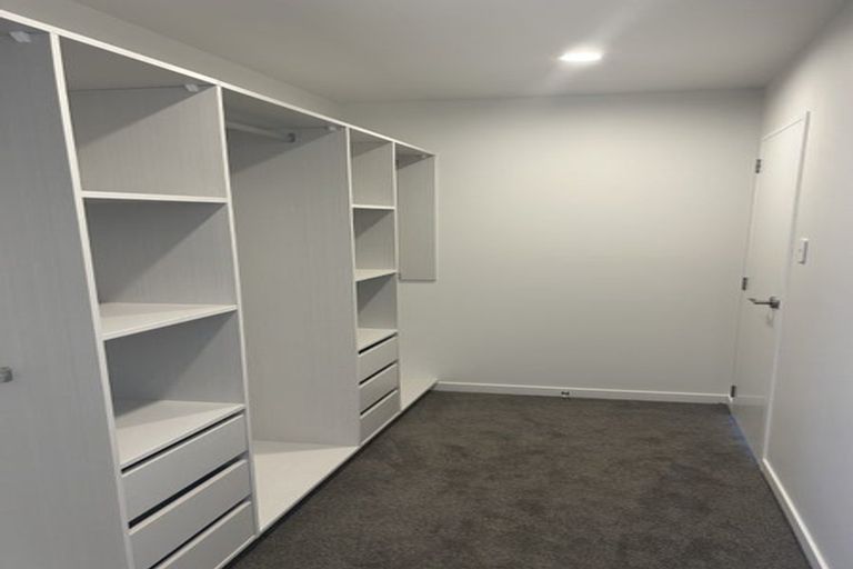 Photo of property in 41 Kikorangi Drive, Wainui, 0992