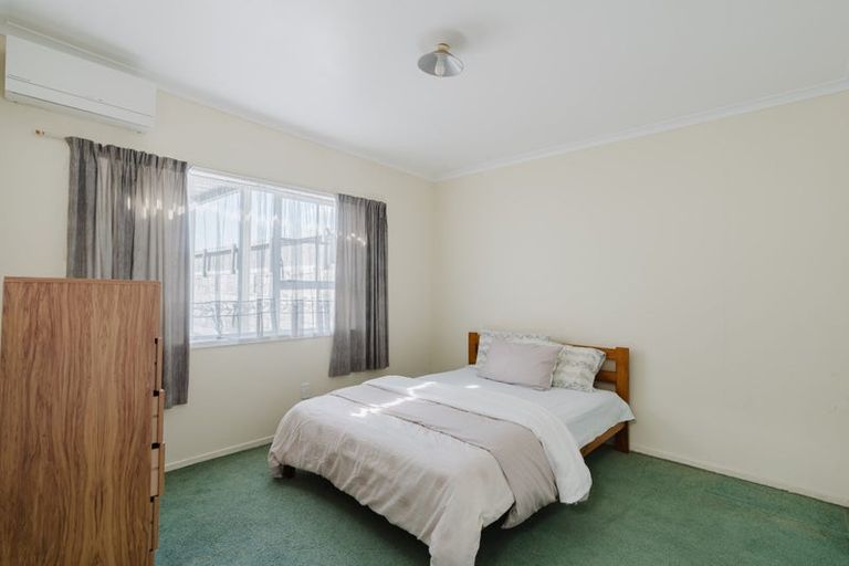 Photo of property in 17 Sandalwood Drive, Dinsdale, Hamilton, 3204