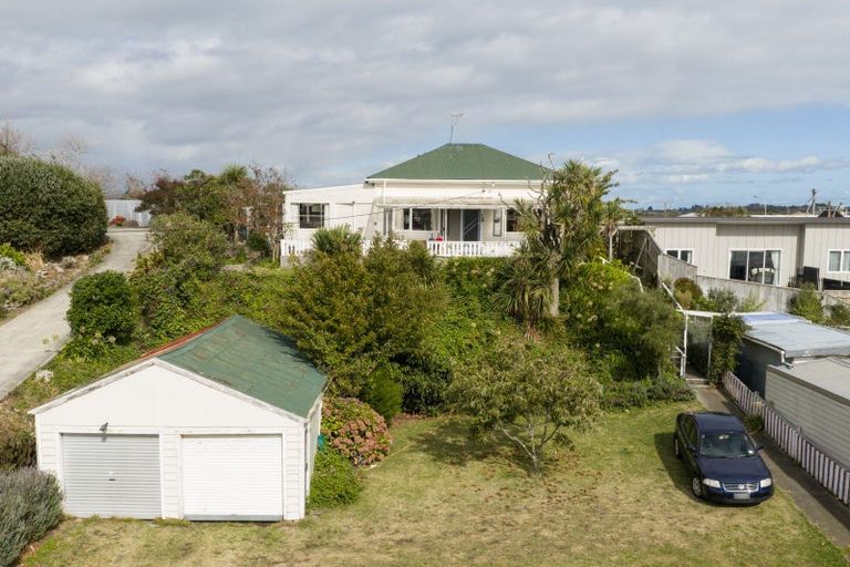 Photo of property in 14 Union Street, Foxton, 4814