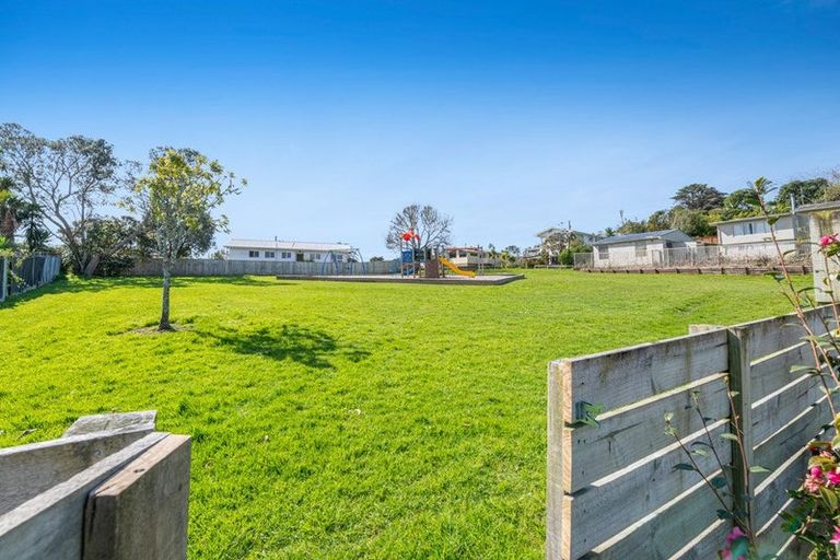 Photo of property in 9 St Julia Court, Helensville, 0800