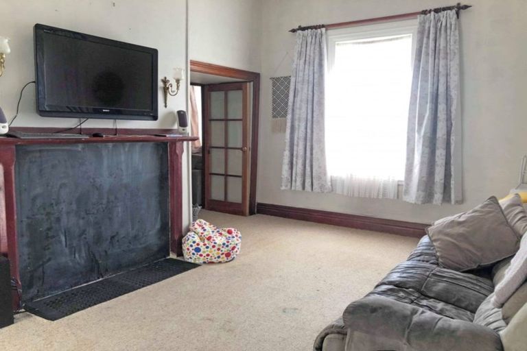 Photo of property in 7 Hospital Street, Dannevirke, 4930
