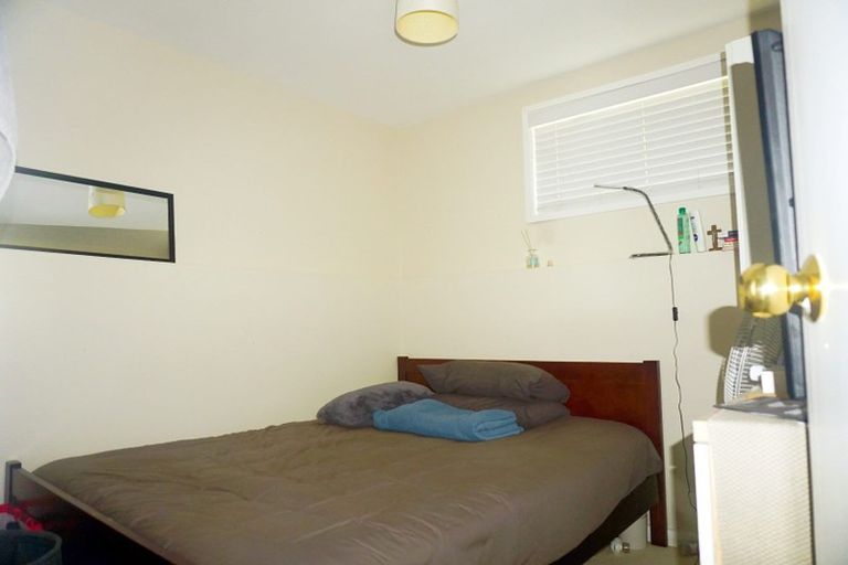 Photo of property in 55 Gatman Street, Birkdale, Auckland, 0626