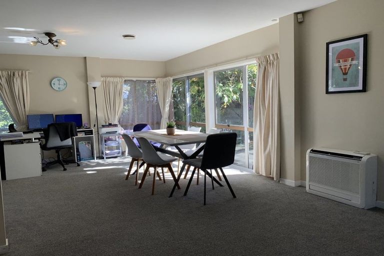 Photo of property in 46 Bryndwr Road, Fendalton, Christchurch, 8052
