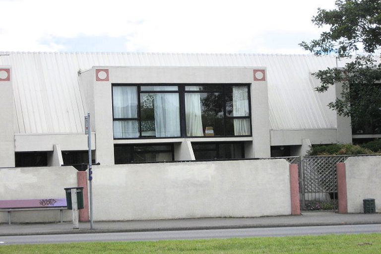 Photo of property in 2/117 Brougham Street, Addington, Christchurch, 8024