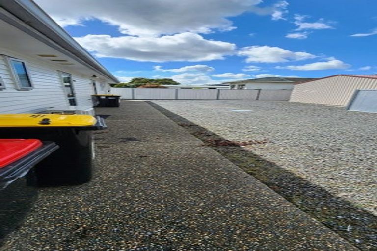 Photo of property in 12a-c Camden Street, Turnbull Thomson Park, Invercargill, 9810