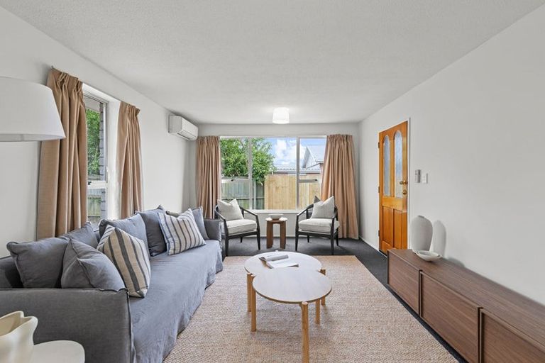 Photo of property in 416 Mairehau Road, Parklands, Christchurch, 8083