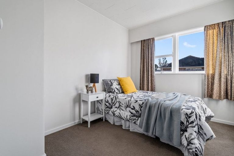 Photo of property in 73 Marne Road, Papakura, 2110