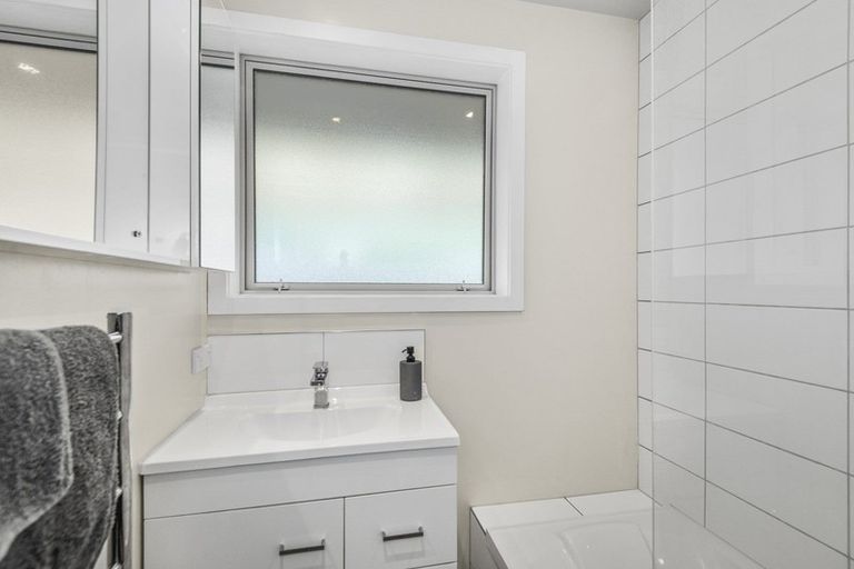 Photo of property in 8 Geddis Street, Rangiora, 7400