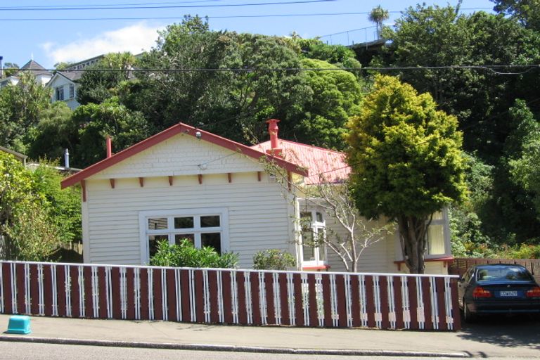 Photo of property in 50 Glen Road, Kelburn, Wellington, 6012