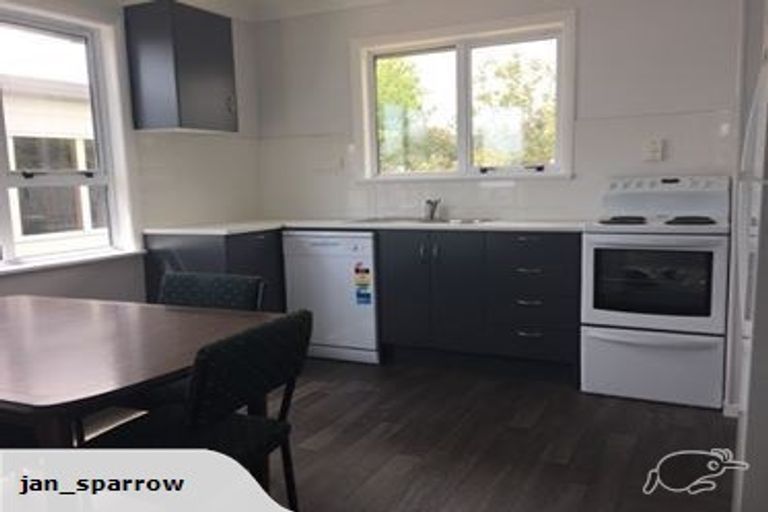 Photo of property in 20 George Street, Levin, 5510