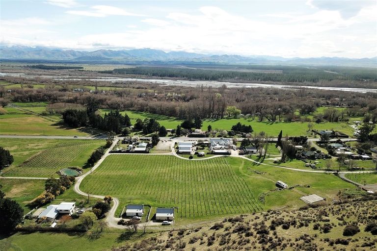 Photo of property in 1208 Karaka Road, Hurunui, Hawarden, 7385