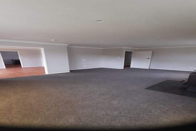 Photo of property in 35 Amberley Avenue, Westbrook, Palmerston North, 4412