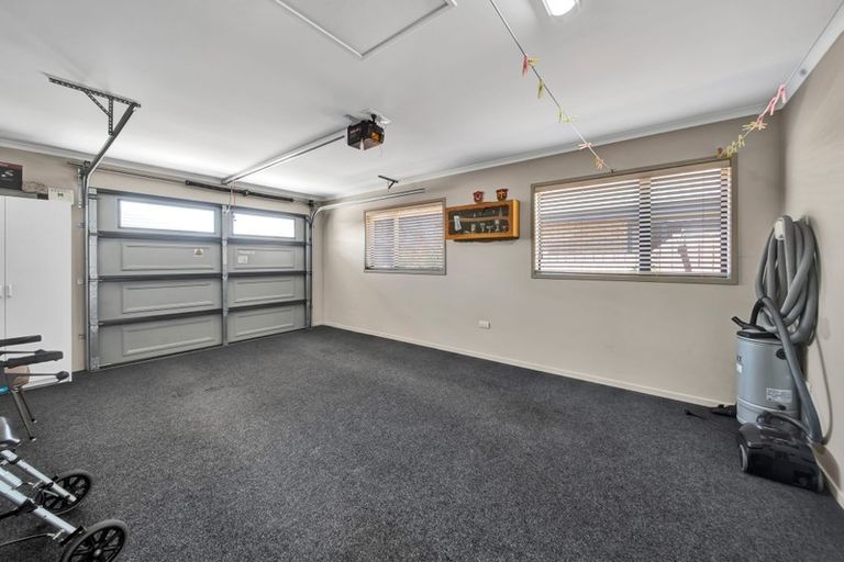 Photo of property in 14 Milmoe Street, Hawera, 4610