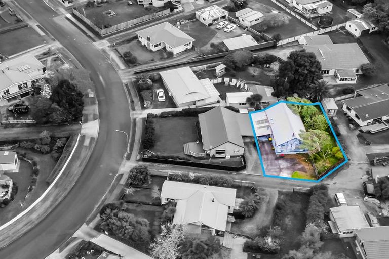 Photo of property in 17a Thames Street, Welbourn, New Plymouth, 4310