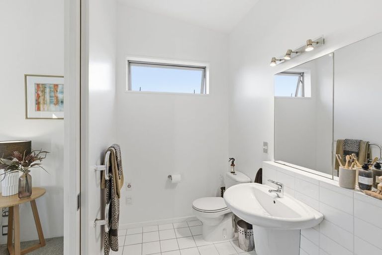 Photo of property in 4 Crombie Green, Northwood, Christchurch, 8051