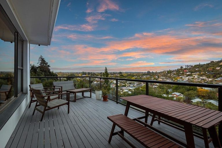 Photo of property in 4 Glenview Terrace, Saint Martins, Christchurch, 8022