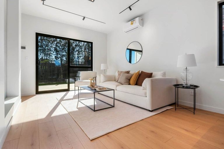 Photo of property in 49 Whiteywood Street, Westgate, 0814