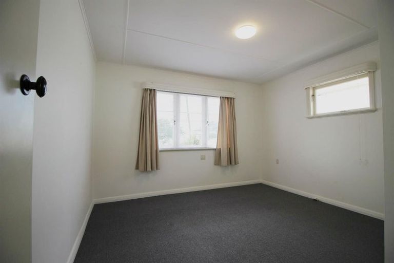 Photo of property in 8 Croydon Road, New Lynn, Auckland, 0600