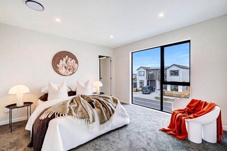 Photo of property in 1 Sails Road, Hobsonville, Auckland, 0616