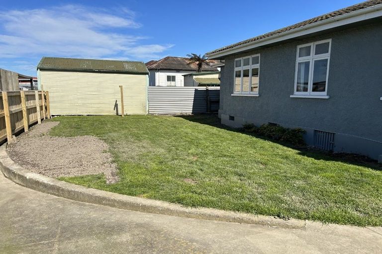 Photo of property in 74 Lincoln Road, Masterton, 5810