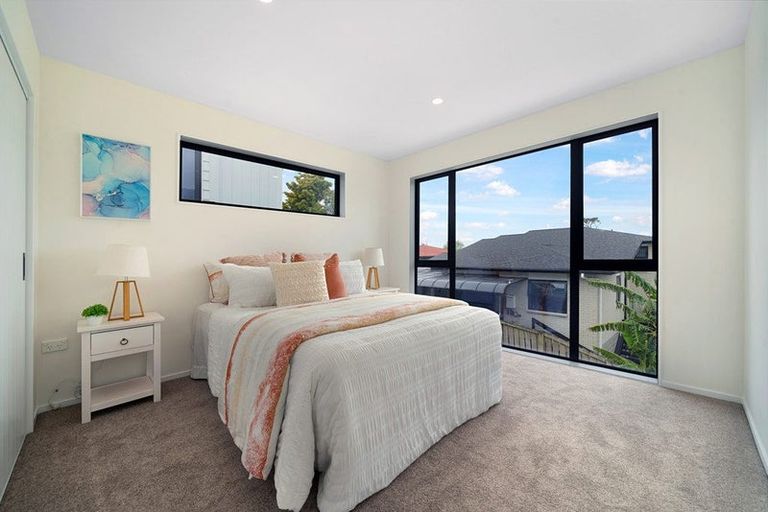 Photo of property in 6b Palmer Avenue, Glen Eden, Auckland, 0602